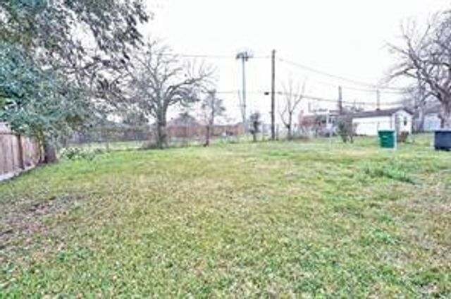 3914 Alberta Street, Houston, TX 77021