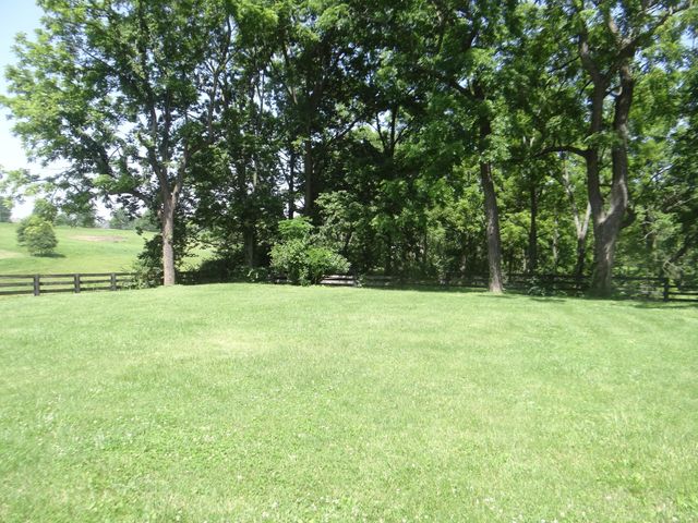 1116 Duckers Road, Midway, KY 40347
