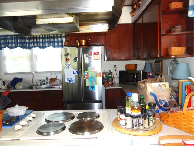 1116 Duckers Road, Midway, KY 40347