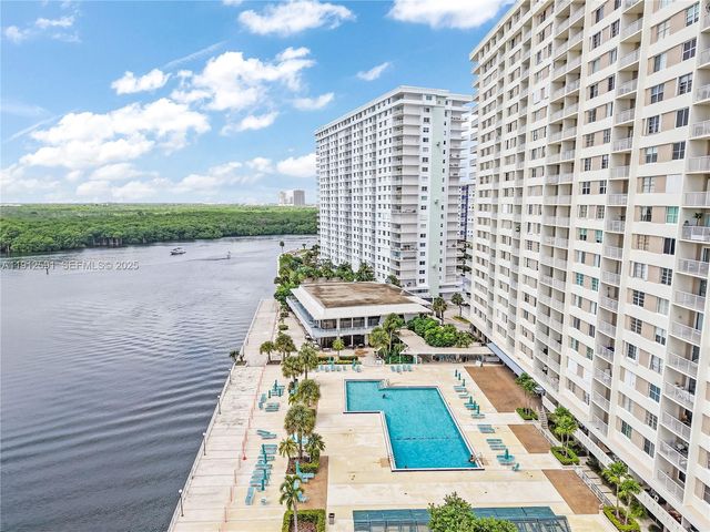 500 Bayview Drive 117, Sunny Isles Beach, FL 33160