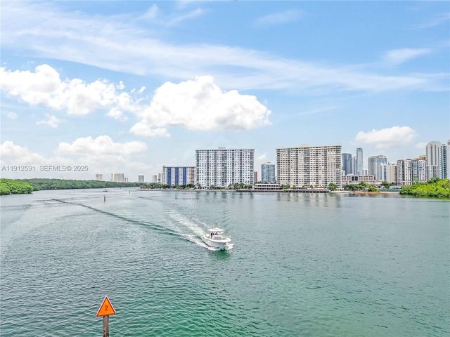 500 Bayview Drive 117, Sunny Isles Beach, FL 33160