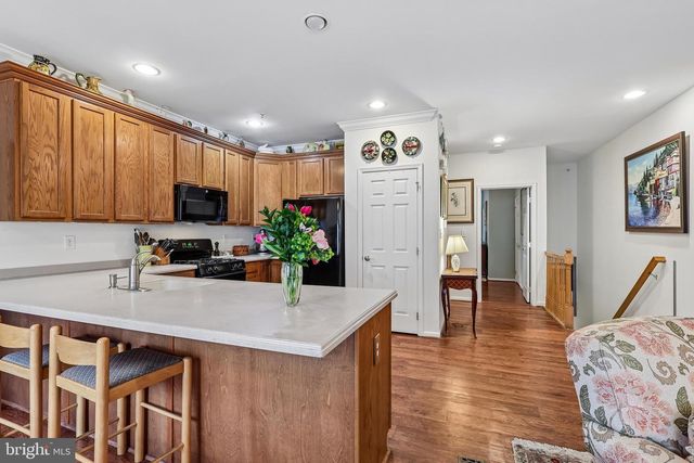 340 LISA WAY, Riverton, NJ 08077