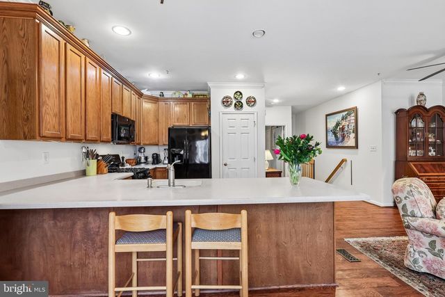 340 LISA WAY, Riverton, NJ 08077