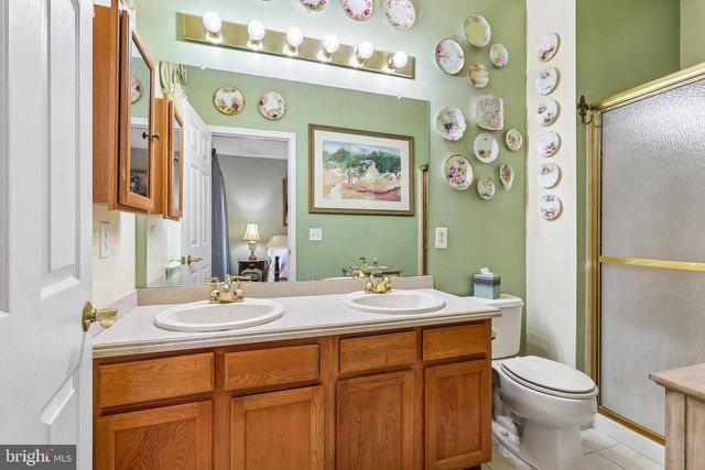 340 LISA WAY, Riverton, NJ 08077