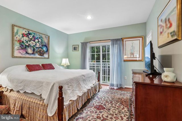 340 LISA WAY, Riverton, NJ 08077