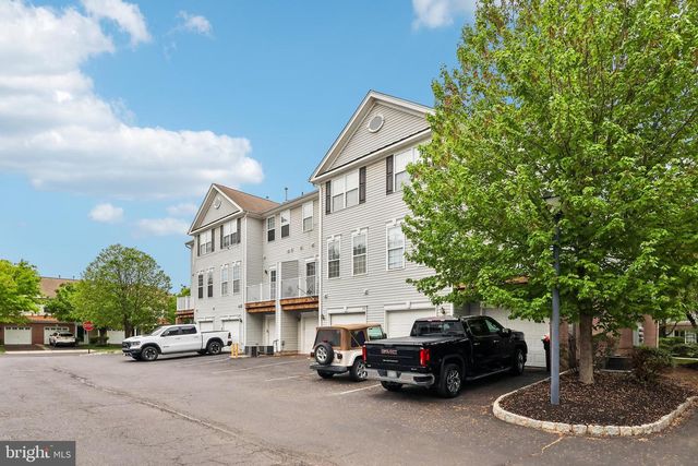 340 LISA WAY, Riverton, NJ 08077