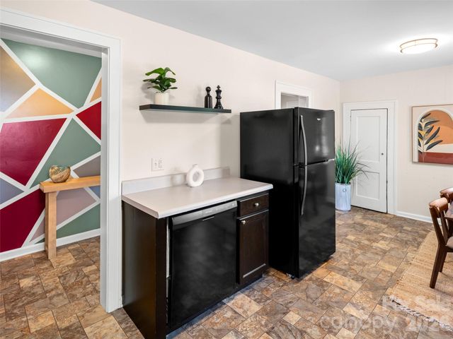 49 East Street, Asheville, NC 28803