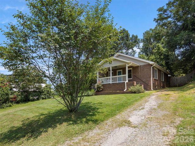 49 East Street, Asheville, NC 28803