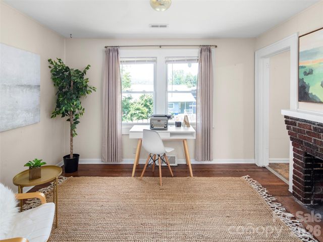 49 East Street, Asheville, NC 28803