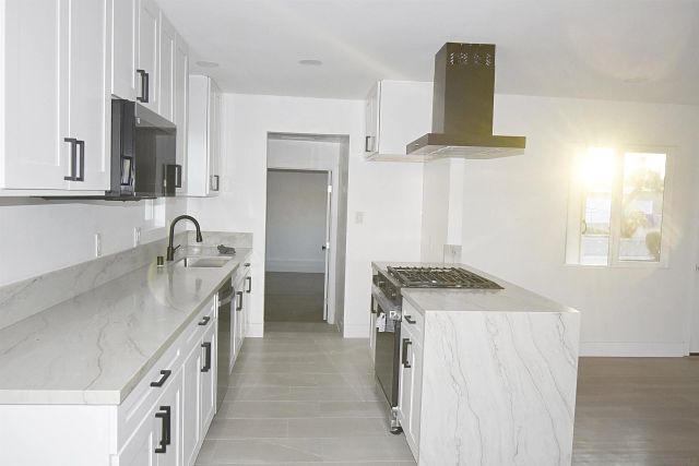 4646 COCONINO WAY, San Diego, CA 92117