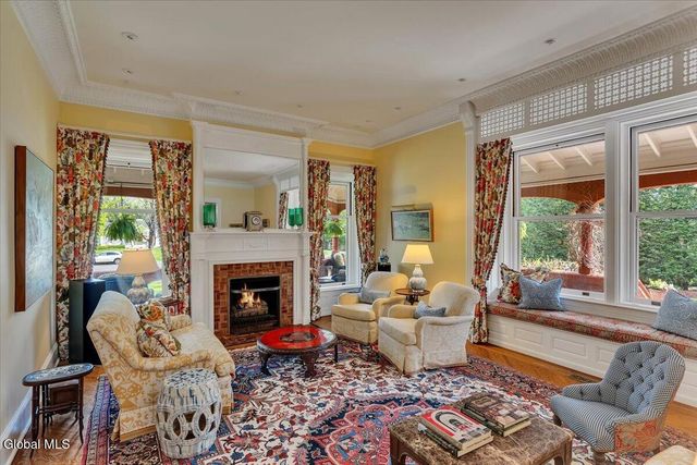 795 N Broadway, Saratoga Springs, NY 12866