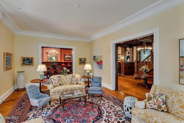 795 N Broadway, Saratoga Springs, NY 12866