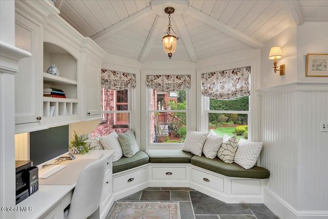 795 N Broadway, Saratoga Springs, NY 12866