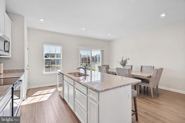 36028 COYOTE TRL, Locust Grove, VA 22508