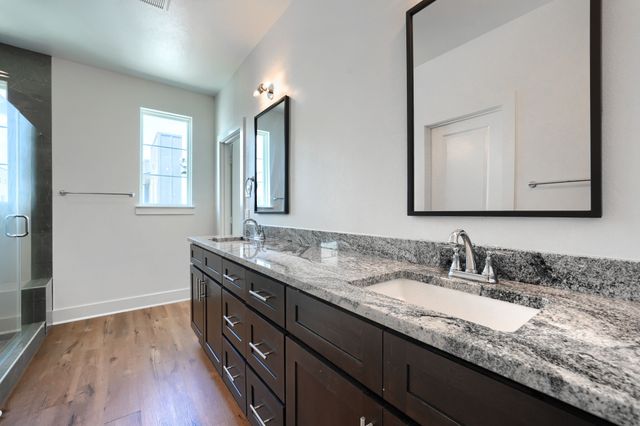 13325 Bee Street 406, Farmers Branch, TX 75234