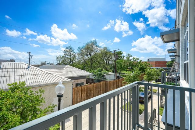 13325 Bee Street 406, Farmers Branch, TX 75234