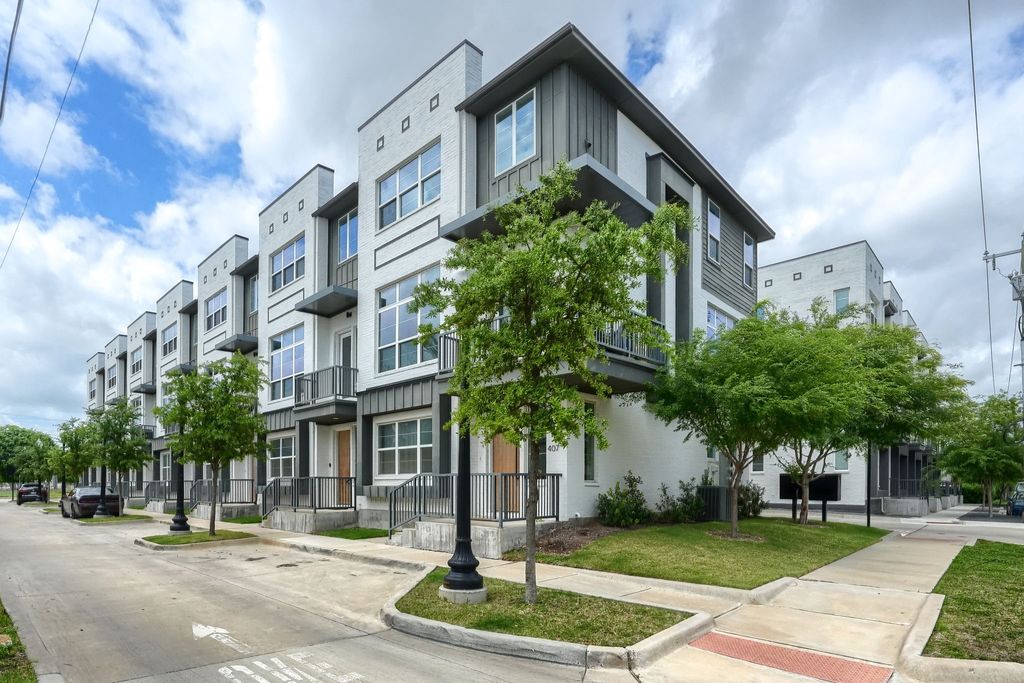 13325 Bee Street 406, Farmers Branch, TX 75234