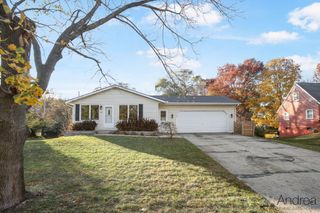 866 Woodside Drive, Holland, MI 49424