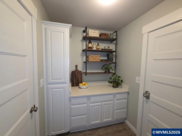 5219 Nightcap St SE, Salem, OR 97306