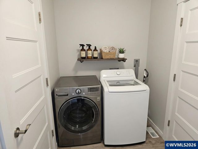 5219 Nightcap St SE, Salem, OR 97306