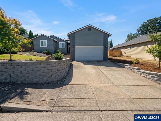 5219 Nightcap St SE, Salem, OR 97306