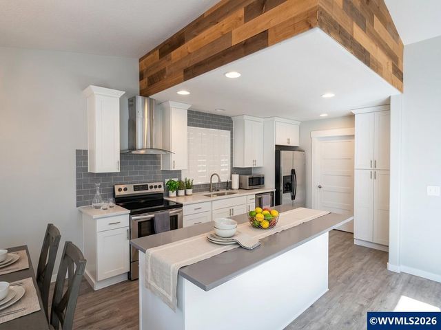 5219 Nightcap St SE, Salem, OR 97306