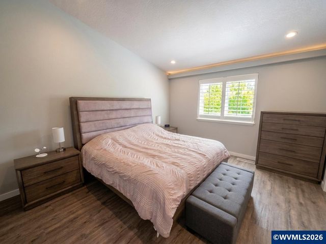 5219 Nightcap St SE, Salem, OR 97306