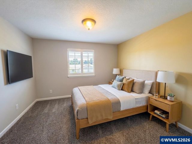5219 Nightcap St SE, Salem, OR 97306
