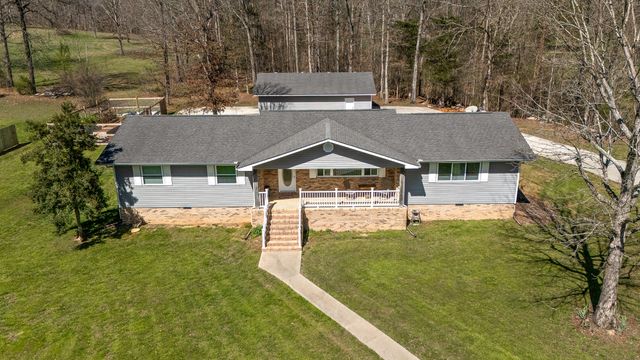 310 Daniels Road, Trenton, GA 30752