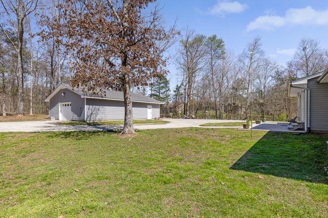 310 Daniels Road, Trenton, GA 30752