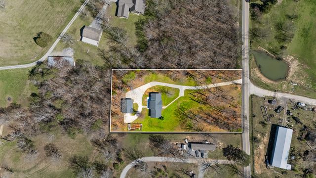 310 Daniels Road, Trenton, GA 30752