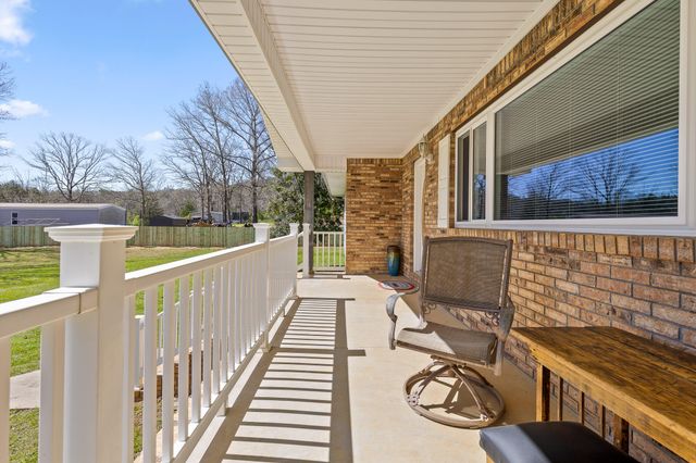 310 Daniels Road, Trenton, GA 30752