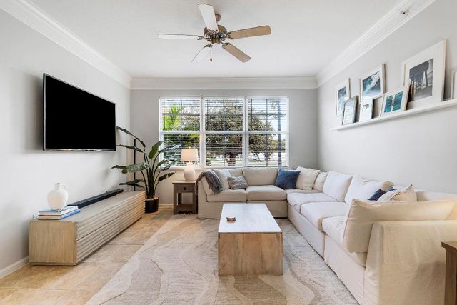 275 Murcia Drive 212, Jupiter, FL 33458