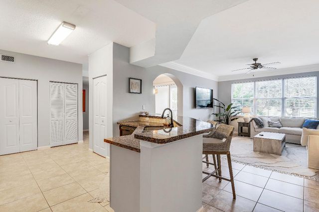 275 Murcia Drive 212, Jupiter, FL 33458