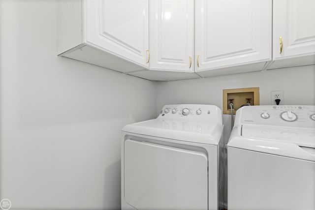 16996 Cristina Ct. Court, Mount Clemens, MI 48038