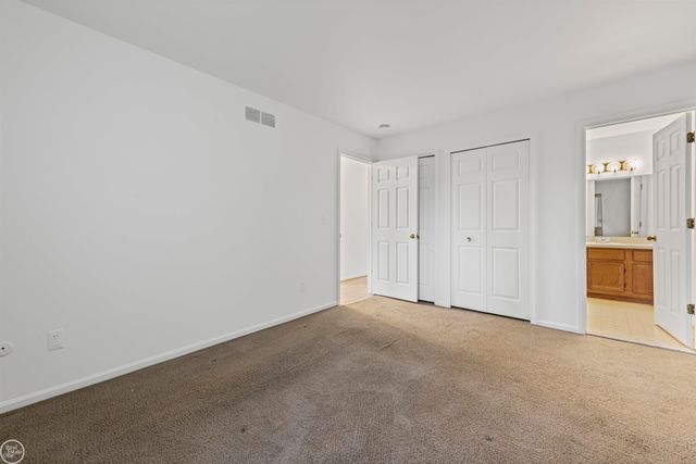 16996 Cristina Ct. Court, Mount Clemens, MI 48038