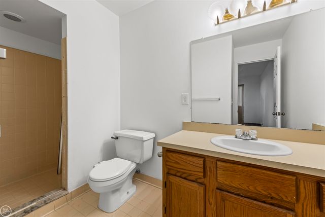 16996 Cristina Ct. Court, Mount Clemens, MI 48038