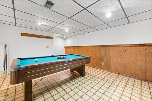 16996 Cristina Ct. Court, Mount Clemens, MI 48038