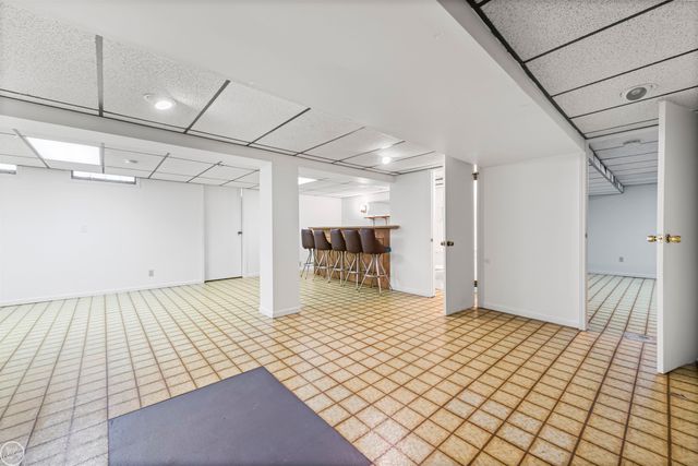 16996 Cristina Ct. Court, Mount Clemens, MI 48038