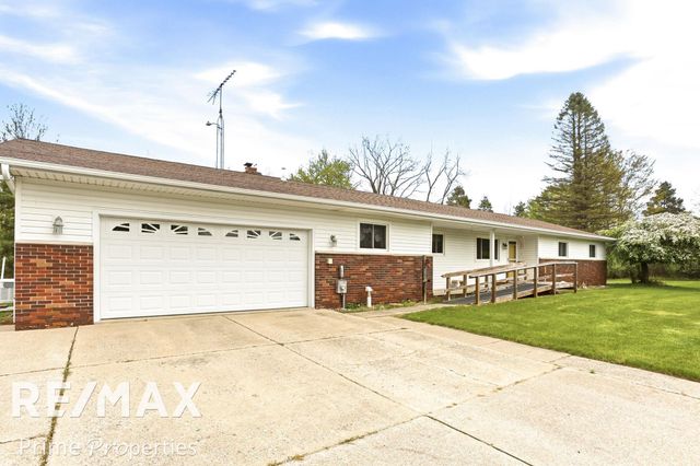 4301 Curtis Road, Bridgeport Twp, MI 48415