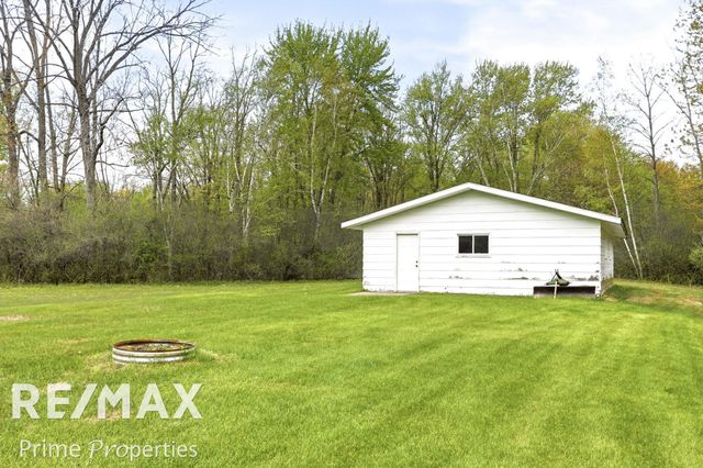 4301 Curtis Road, Bridgeport Twp, MI 48415