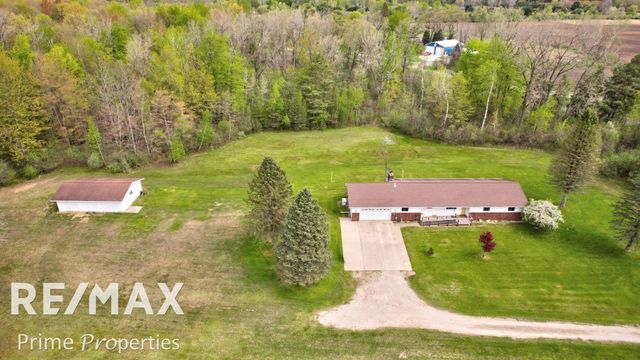 4301 Curtis Road, Bridgeport Twp, MI 48415