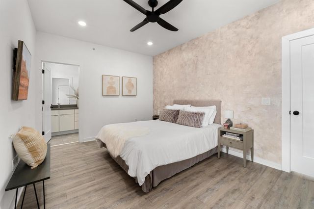 5924 S Congress Ave 114S, Austin, TX 78745