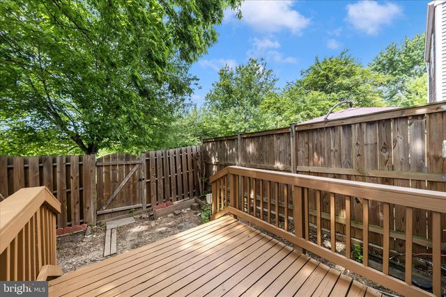19453 BREEZEDALE LN, Germantown, MD 20876