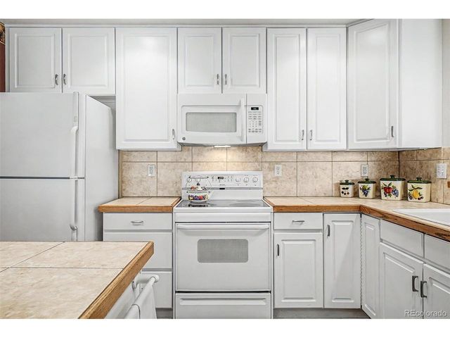 6340 Deframe Way, Arvada, CO 80004