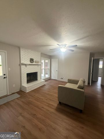 152 Club Circle, Stockbridge, GA 30281