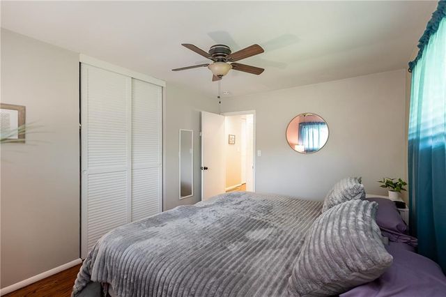 6306 W 77th Terrace, Prairie Village, KS 66204