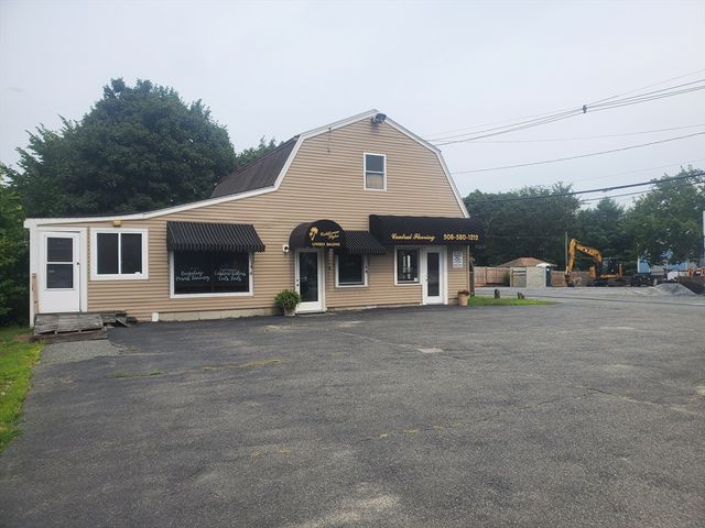 1574 Main Str, Brockton, MA 02301