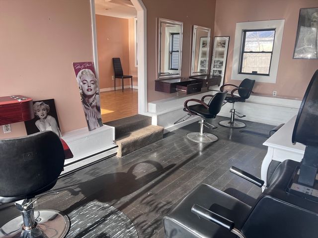 1574 Main Str, Brockton, MA 02301