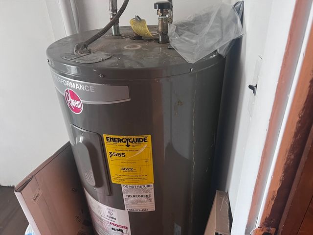 1574 Main Str, Brockton, MA 02301